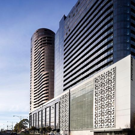 Art Series - The Chen Box Hill Exterior photo The Vue, 2011